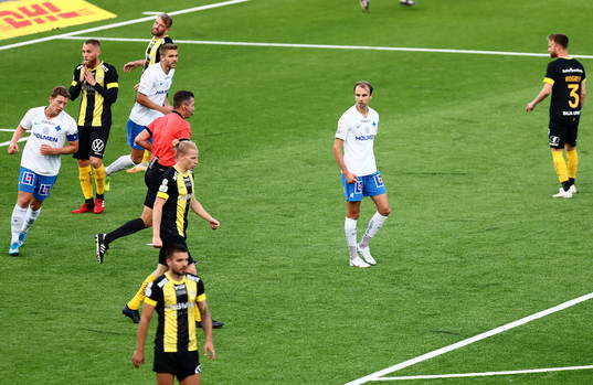 IFK Norrköpings Lars Krogh Gerson har gjort mål 1-1 på