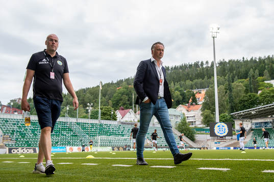 Sundsvalls klubbdirektör Henrik Lindgren (v) och sportchef