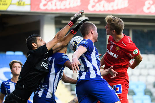 IFK Göteborgs målvakt Ioannis Anestis och Jakob Johansson