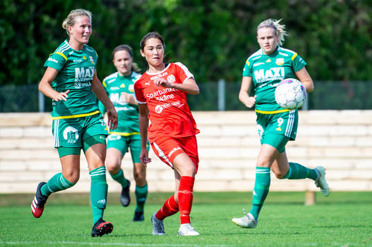 Åhus Saga Jontoft mot Dösjöbros Emma Törnqvist