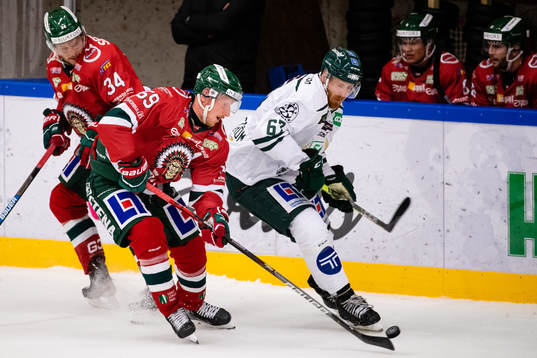 Frölundas Simon Hjalmarsson och Färjestads Pontus