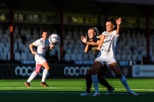 Rosengårds Katrine Veje och Göteborgs Emma Koivisto