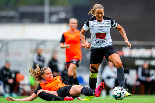 Ingvild Hansen Høvring of Åsane and Cathrine Dyngvold of Amazon Grimstad