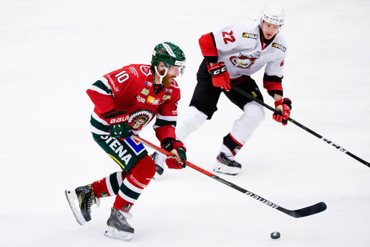 Frölundas Jens Olsson och Malmö Redhawks Lars Bryggman