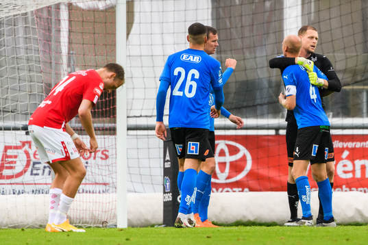 Halmstads målvakt Malkolm Nilsson Säfqvist och Andreas