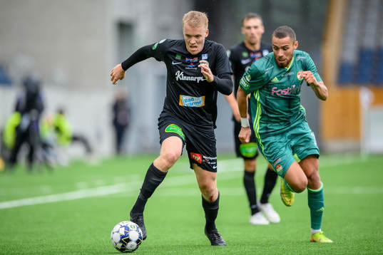 Västerås Simon Johansson och Dalkurds Malkolm Moenza