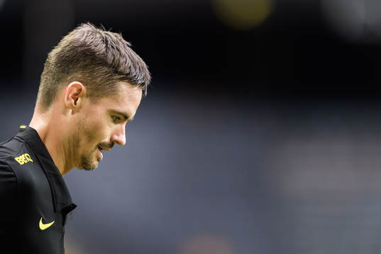 s Mikael Lustig