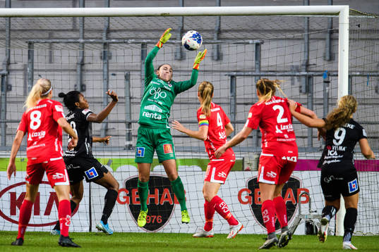 Örebros målvakt Moa Öhman