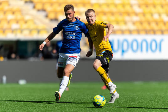 Trelleborgs Kasper Harletun och Elfsborgs Kevin Liimatainen