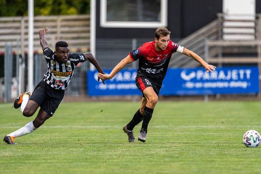 Landskronas Patrick Nwadike mot Trollhättans Alen Kasumovic