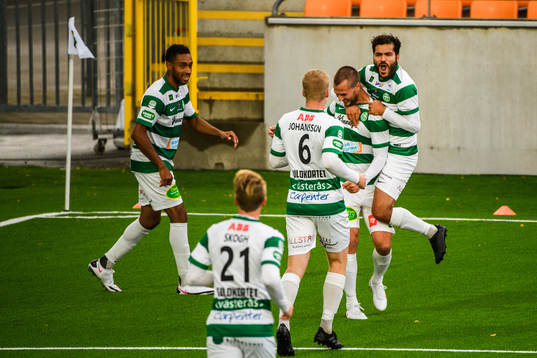 Västerås Karwan Safari jublar med Jonas Hellgren