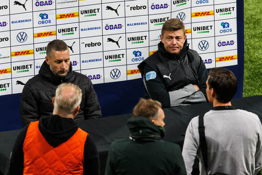 Örebros tränare Axel Kjäll och Malmö FFs tränare Jon