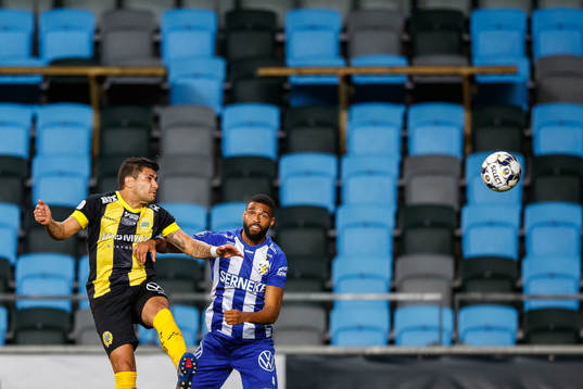 Hammarbys Paulinho och IFK Göteborgs Kristopher Da Graca