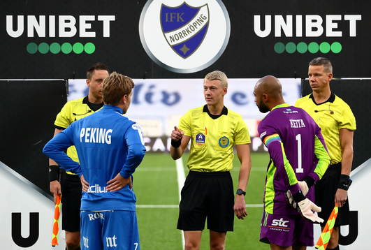 Slantsingling med assisterande domare Per Rehnlund, IFK