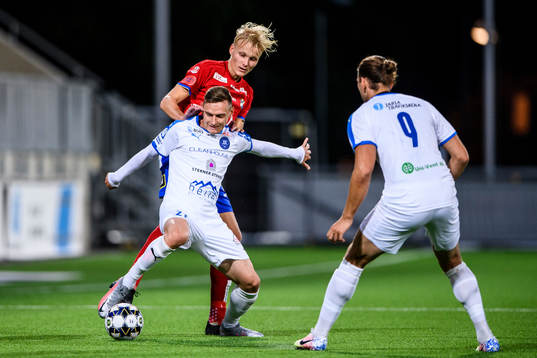Akropolis Adhavan Rajamohan och Östers Filip Örnblom