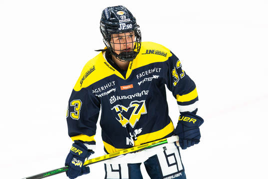 s Mira Jungåker