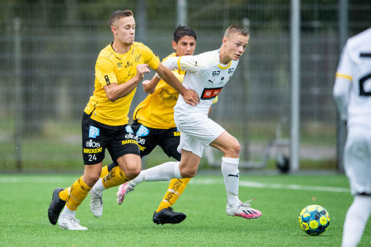 Elfsborgs Dennis Kjellberg och Häckens Oskar Ruuska