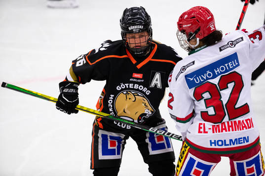Göteborgs Jennifer Carlsson och Modos Mariam El-Mahmadi