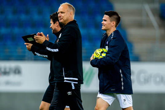 Dag-Eilev Fagermo, head coach of Vålerenga, and Vidar Örn Kjartansson