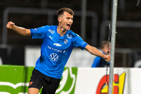 Halmstads Rasmus Wiedesheim-Paul jublar efter 3-0