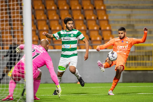 Västerås Karwan Safari och AFC Eskilstunas Ismet Lushaku