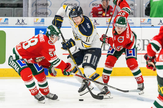 s Simon Önerud i en kamp mot Frölundas Jesper Sellgren