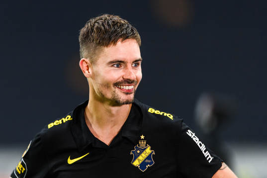 s Mikael Lustig i Dplays studio efter fotbollsmatchen i Allsvenskan mellan AIK och Hammarby den 20 september 2020 i Stockholm.