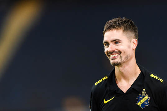 s Mikael Lustig i Dplays studio efter fotbollsmatchen i Allsvenskan mellan AIK och Hammarby den 20 september 2020 i Stockholm.