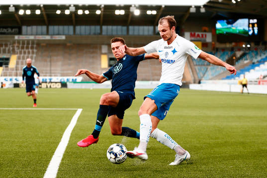 Malmö FFs Jonas Knudsen och IFK Norrköpings Lars Krogh