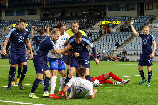Situation som resulterade i varningar på IFK Norrköpings