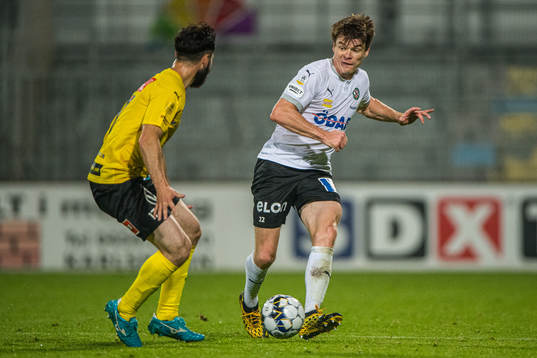 Örebros Eddie Albin Alexander Granlund och Mjällbys