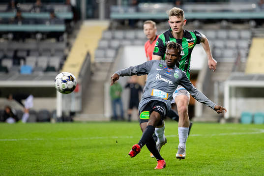 Västerås Moussa Traoré och GAIS Meinhard Egilsson Olsen