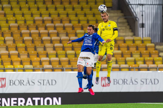 Sundsvalls Pontus Engblom gör 0-1