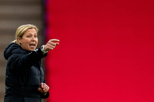 Jayne Ludlow, head coach of Wales,