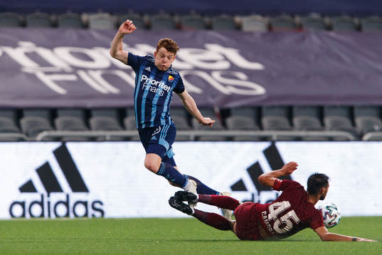 Aslak Witry of Djurgården and Mario Camora of CFR Cluj