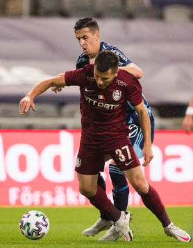 Mihai Bordeianu of CFR Cluj and Haris Radetinac of