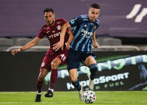 Mario Camora of CFR Cluj and Haris Radetinac of Djurgården