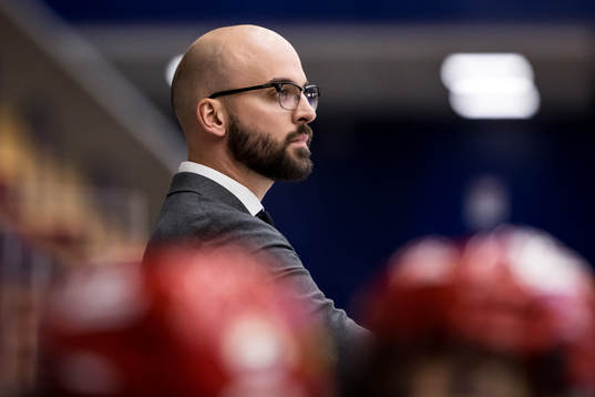 Modos tränare Björn Edlund