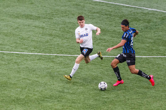 Örebros Albin Granlund och Sirius Stefano Vecchia