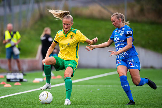 Bollstanäs Anna Thim och Kalmars Amanda Persson