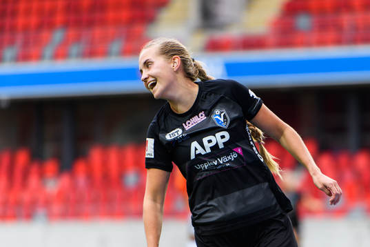 Växjös Ria Öling jublar