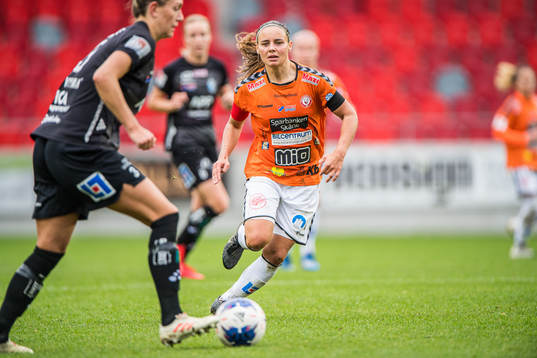 Kristianstads Alice Nilsson  och Växjös Jennie Nordin