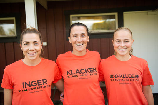 Vittsjös Clara Markstedt, målvakt Shannon Lynn, och Ebba