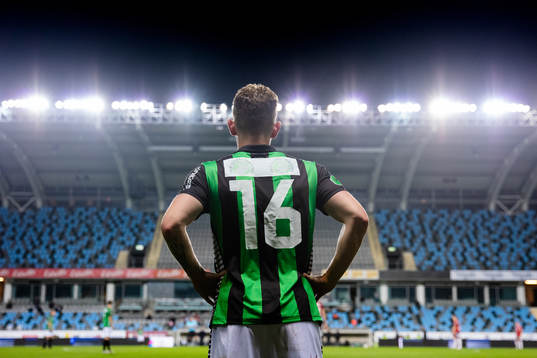 GAIS Meinhard Egilsson Olsen innan avspark för andra