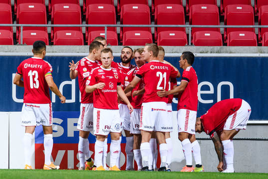 Kalmars Isak Magnusson jublar efter 1-0