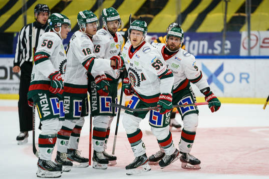 Frölundas Simon Hjalmarsson jublar