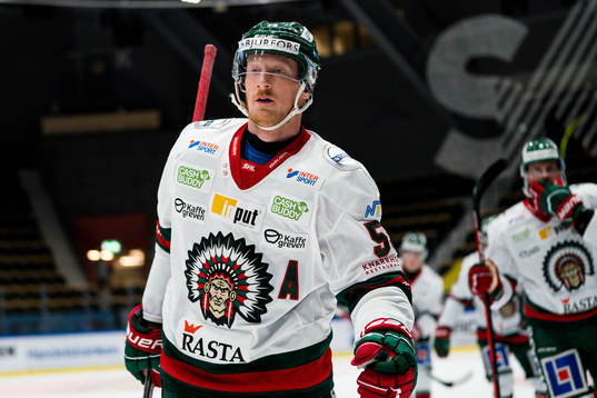 Frölundas Simon Hjalmarsson jublar