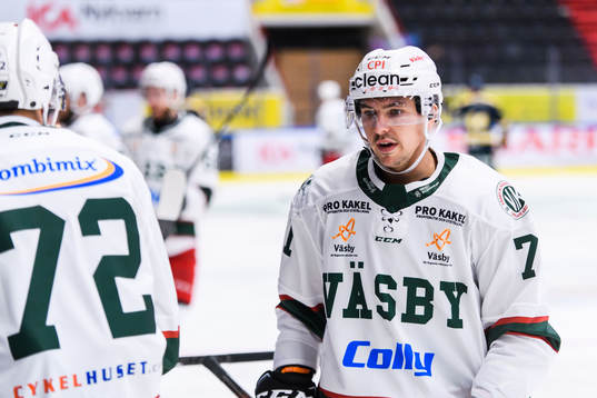 Väsbys Joakim Axman