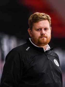 Väsbys assisterande tränare Nicklas Pettersson