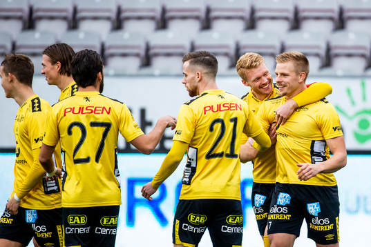 Elfsborgs Per Frick (h9 jublar efter 0-1